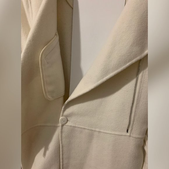 BCBGMaxAzria White Belted Coat - Picture 9 of 13